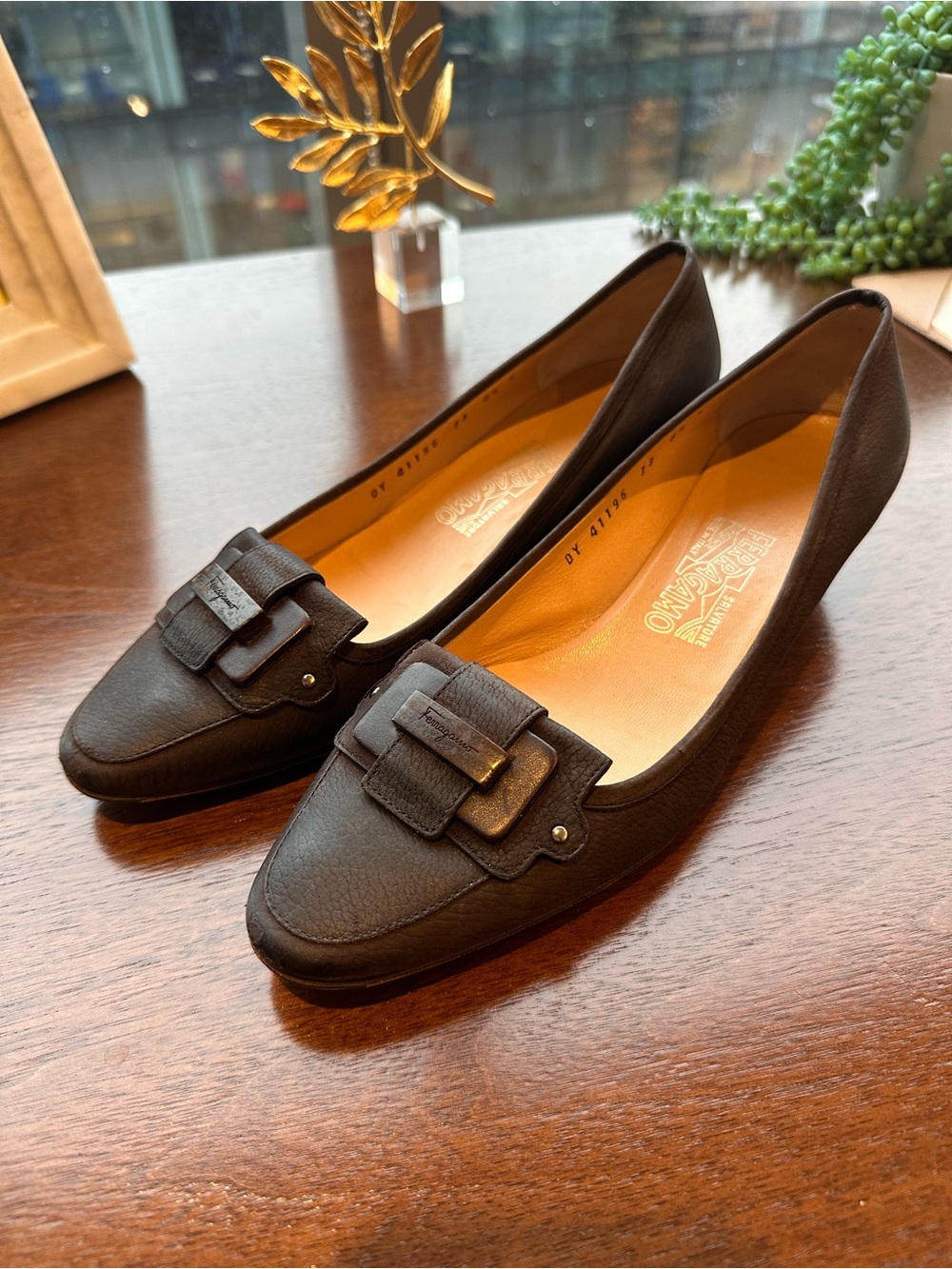 Vintage Salvatore Ferragamo Brown Leather Loafer Kitten Heels Size 8.5